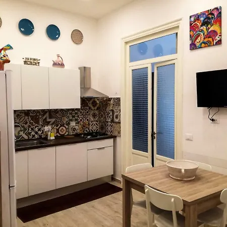 Holiday home A Cento Passi Dal Massimo Palermo